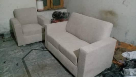Six seat's sofa set for sale in very good condition