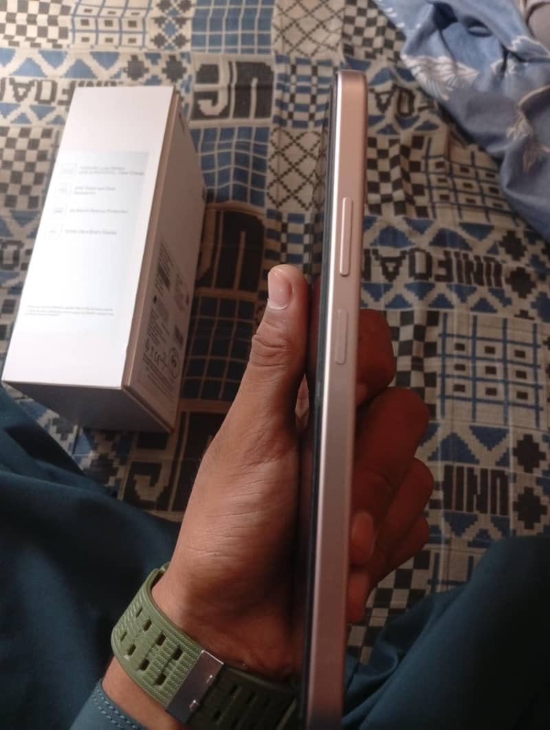 OPPO A6 2