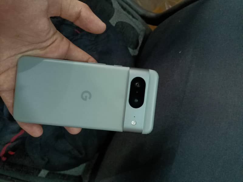 Google Pixel 8 0