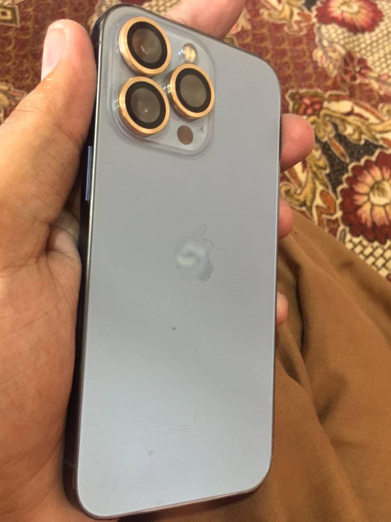 Apple iPhone 13 Pro 6