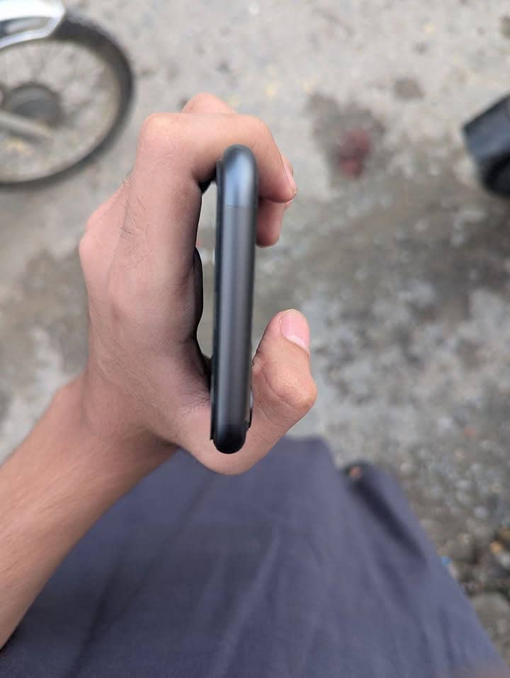 Apple iPhone 11 1