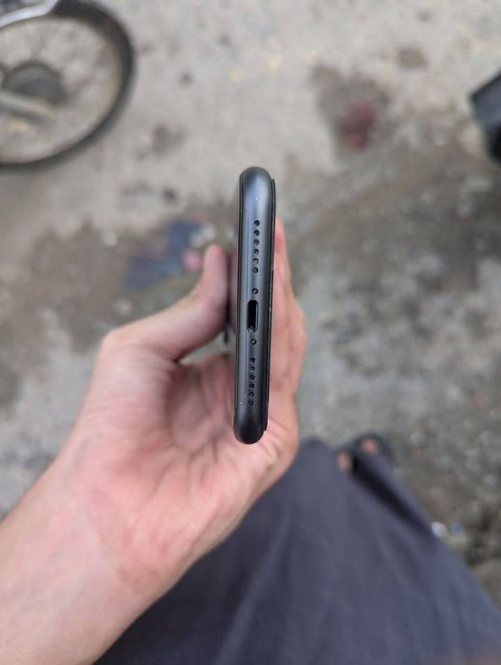 Apple iPhone 11 2