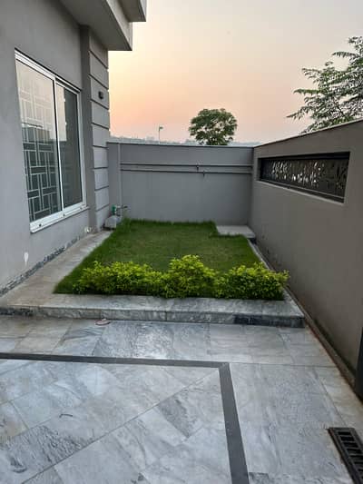 Brand New 10 Marla house 5 bedroom overseas 2 phase 8 Bahria town Rawalpindi