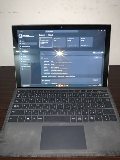 Microsoft Surface Pro 5  (i5 7 gen)
