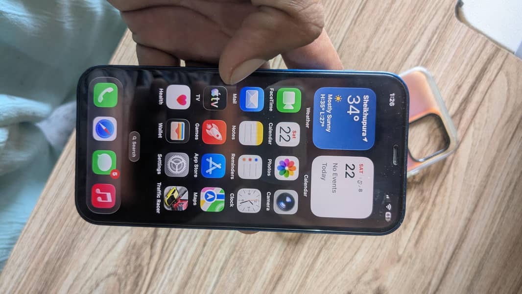 Apple iPhone 12 3