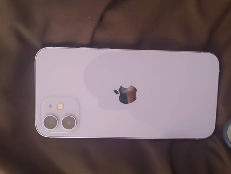 Apple iPhone 12 0
