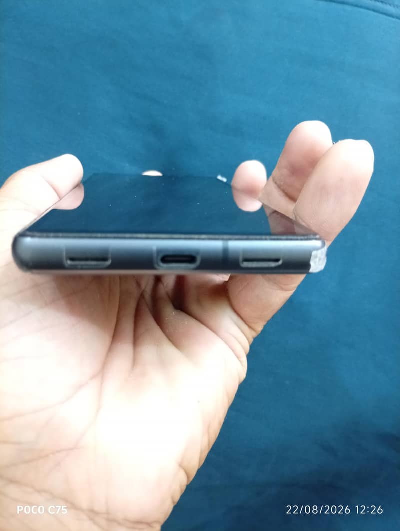 Google Pixel 7 4