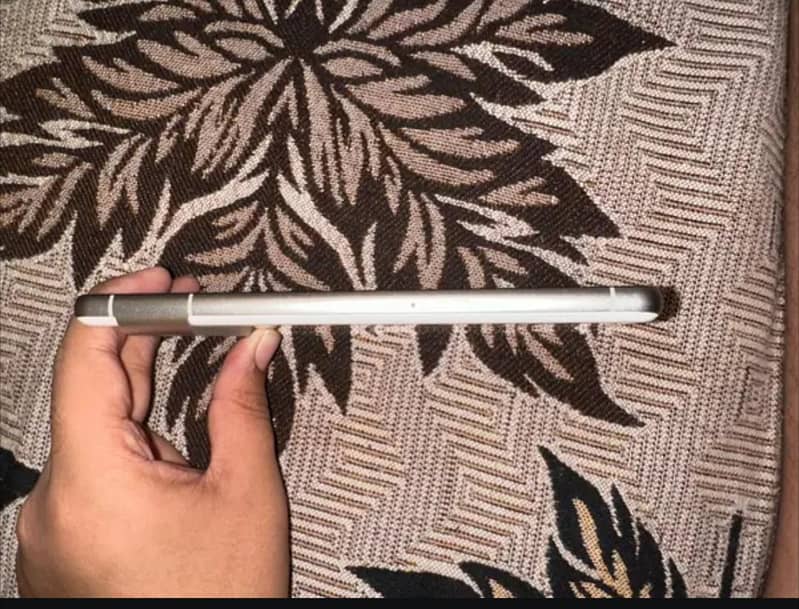 Google Pixel 7 4