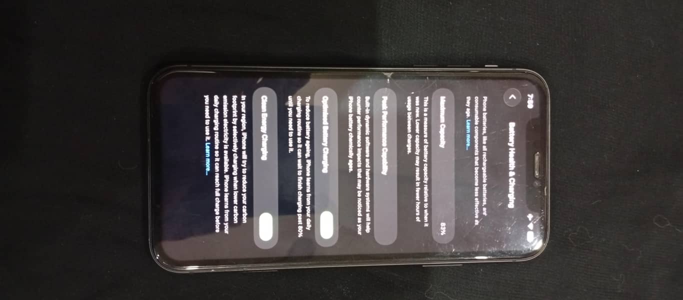 Apple iPhone 11 7