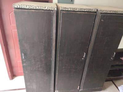 3 Door wardrobe