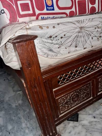 Single bed