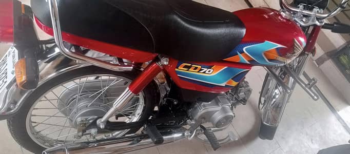 Honda CD 70 Red Color New Condition 610 km driven only