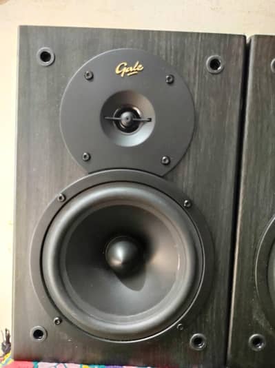 Gale Bookshelf speakers like bose, Yamaha, Klipsch