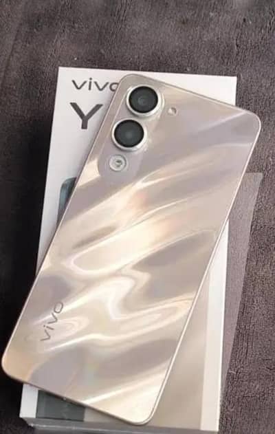 Vivo Y04 mobail good condition 4+4ram 128 mamry 2 manth warnty