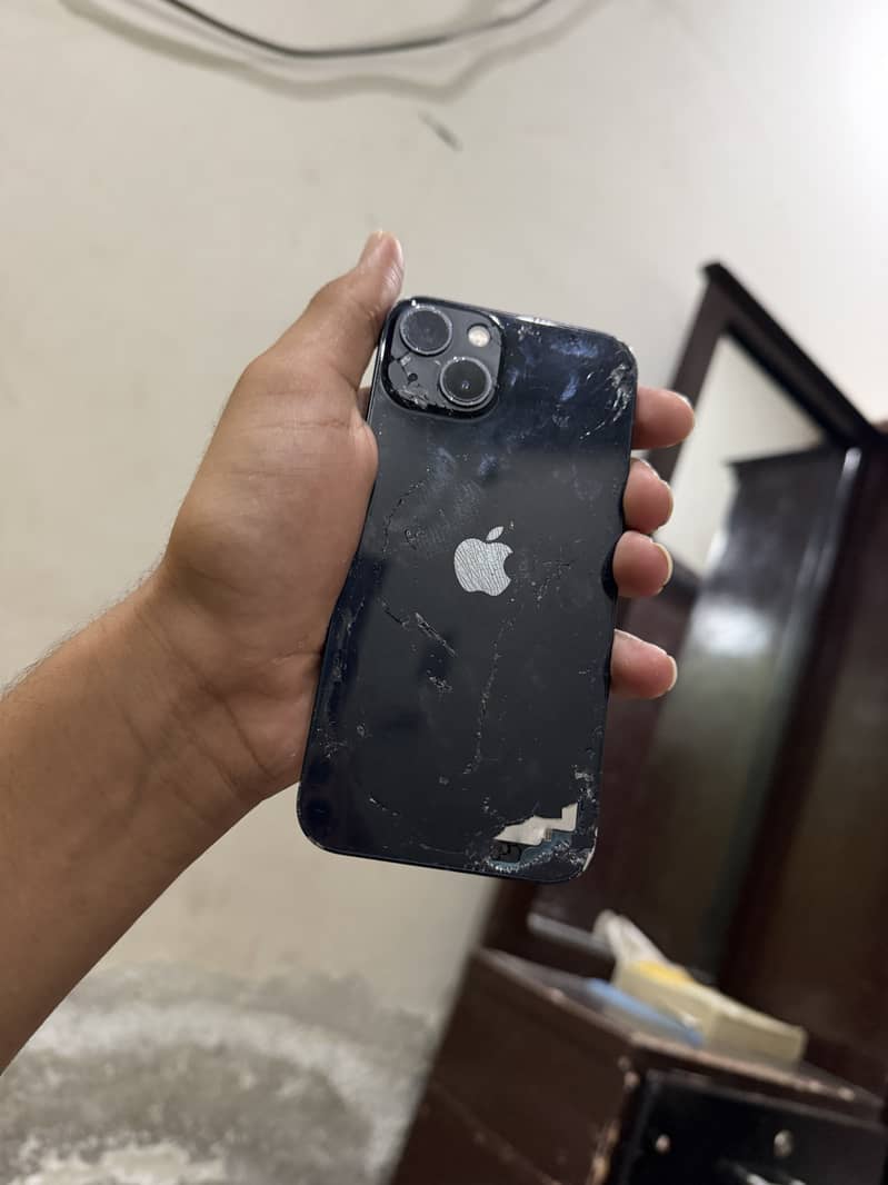 Apple iPhone 13 1