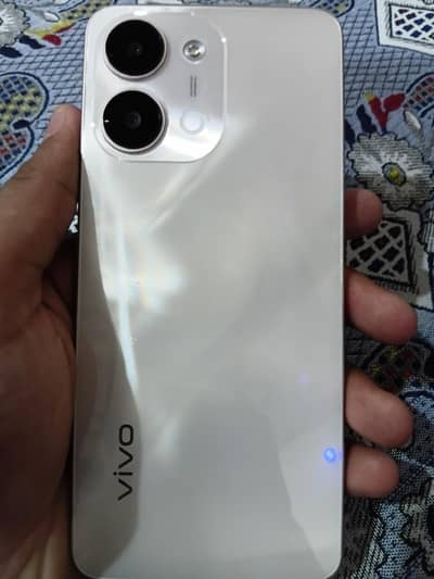 Vivo Y11