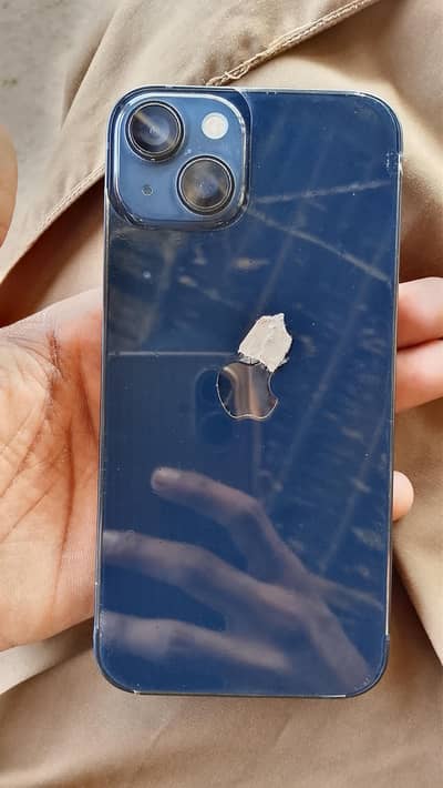 Apple iPhone 13