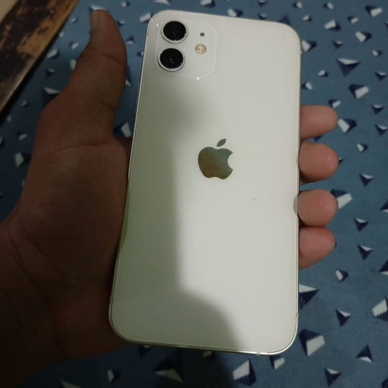 Apple iPhone 12 0