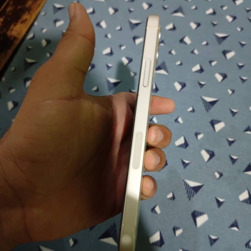 Apple iPhone 12 2