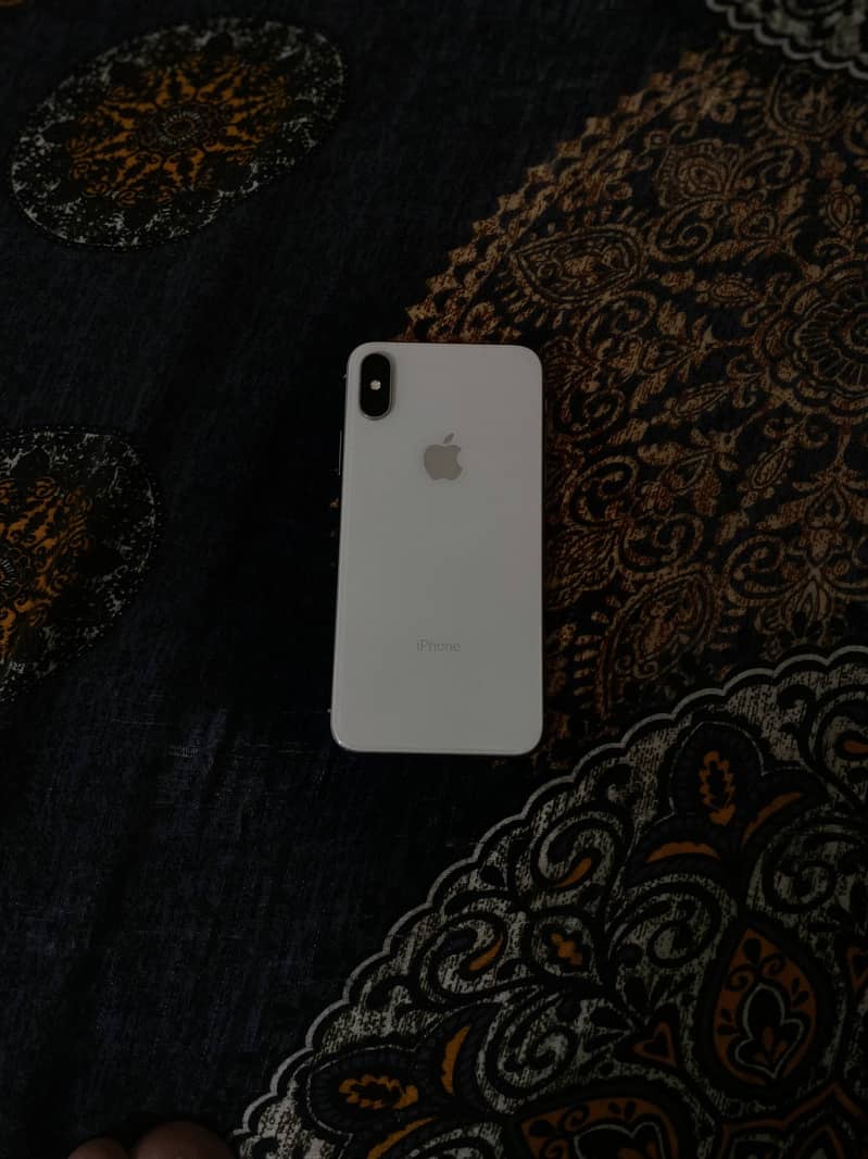 Apple iPhone X 0
