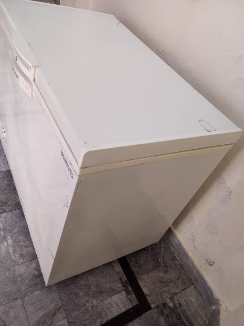 waves deep freezer all ok 5