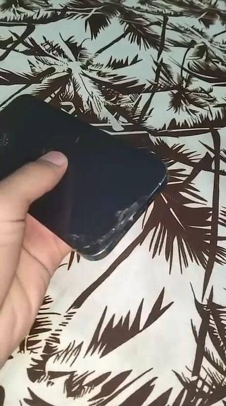 Apple iPhone 14 1
