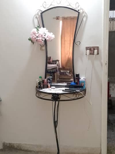 dressing table