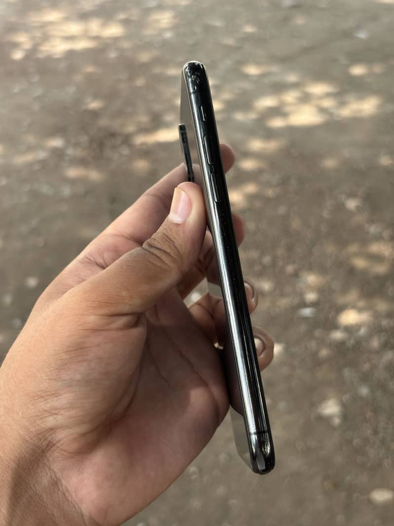 Apple iPhone XS 2