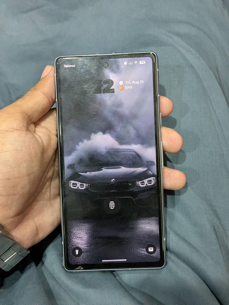 Google Pixel 7a 5