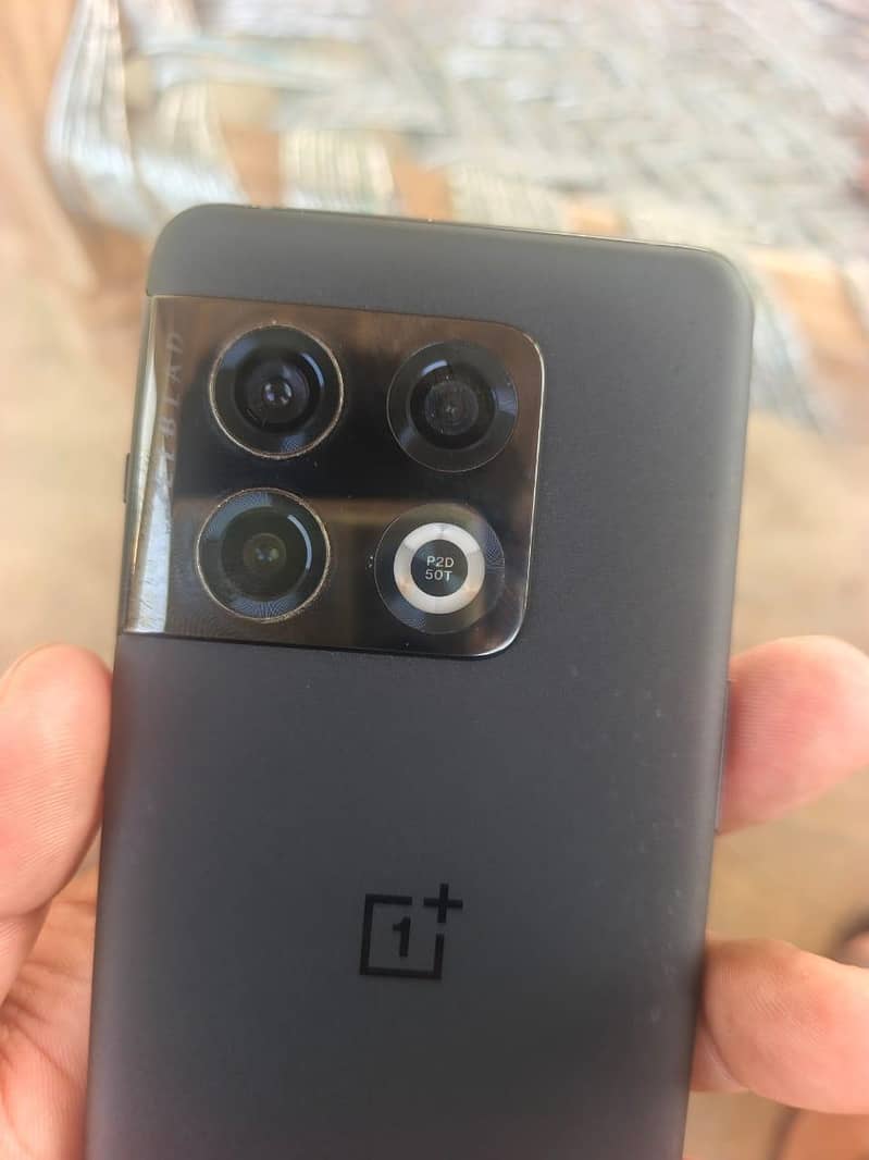 One Plush 10 pro 1