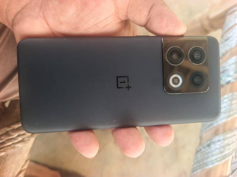 One Plush 10 pro 3