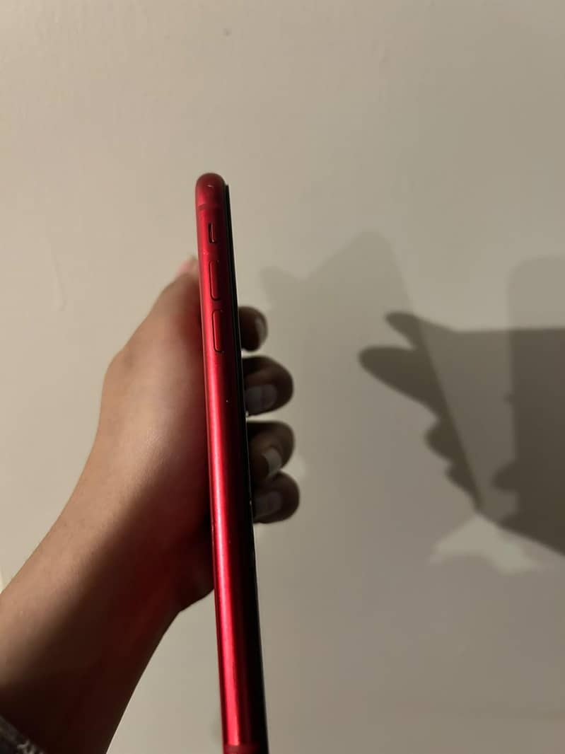 Apple iPhone 11 10