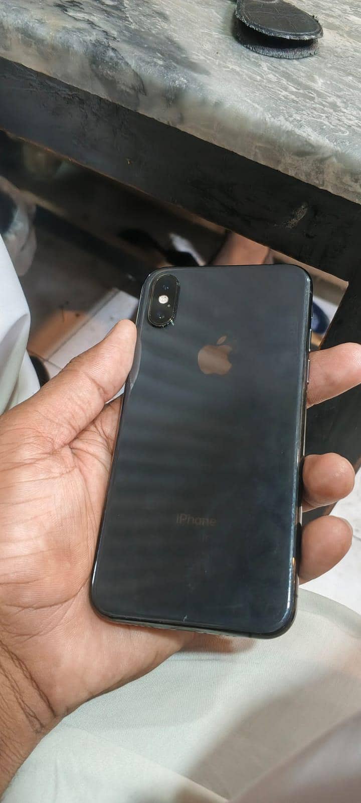 Apple iPhone XS 1