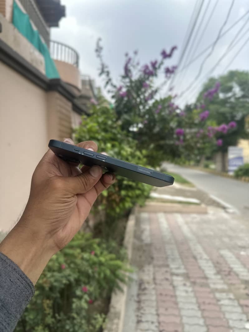 Apple iPhone 2