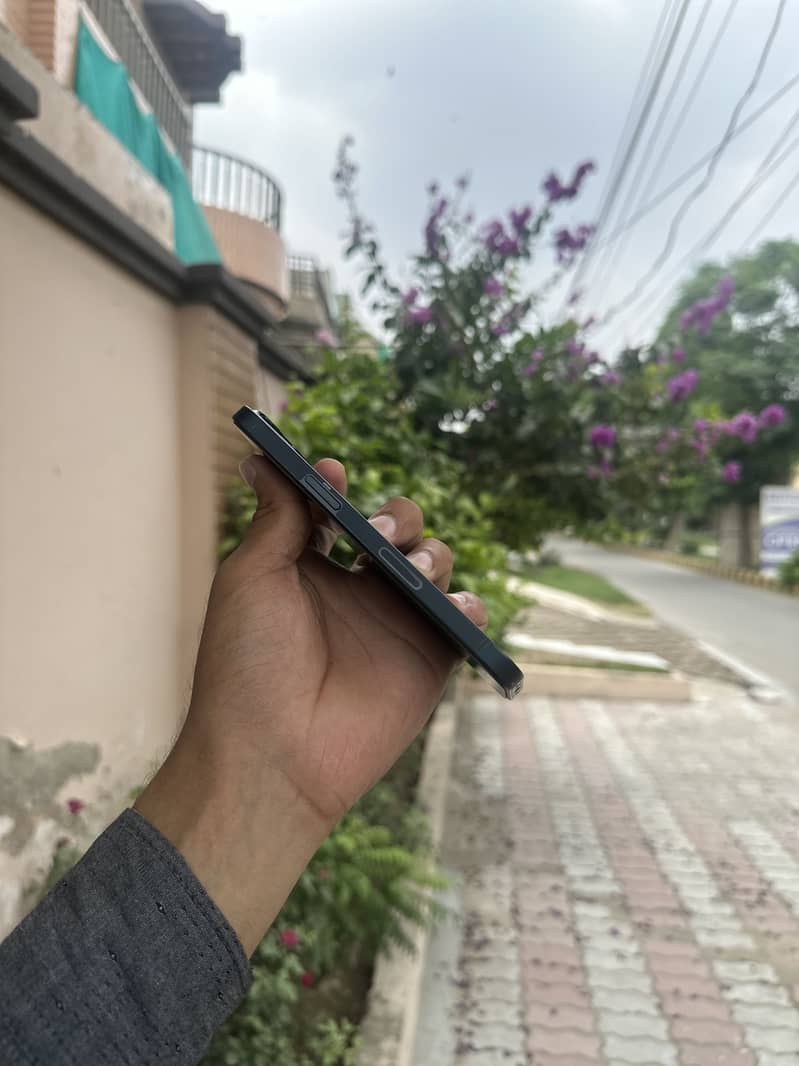 Apple iPhone 5