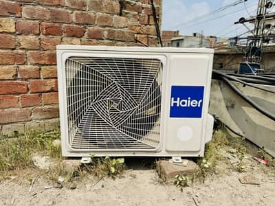 Haier Non Inverter 1.5 Ton Totally Original