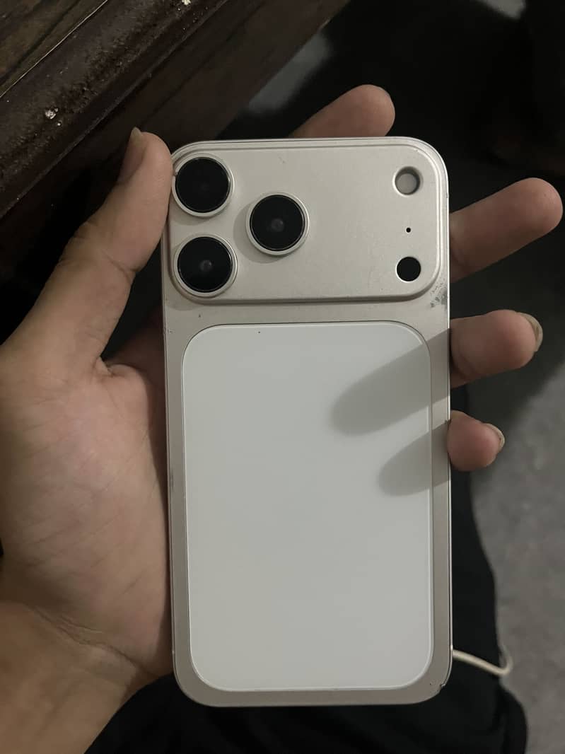 Apple iPhone XR 1