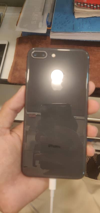 Apple iPhone 8 Plus