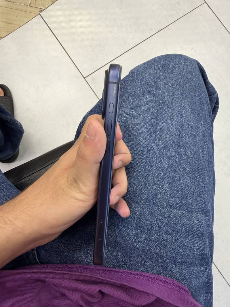 Apple iPhone 17 Pro Max 2