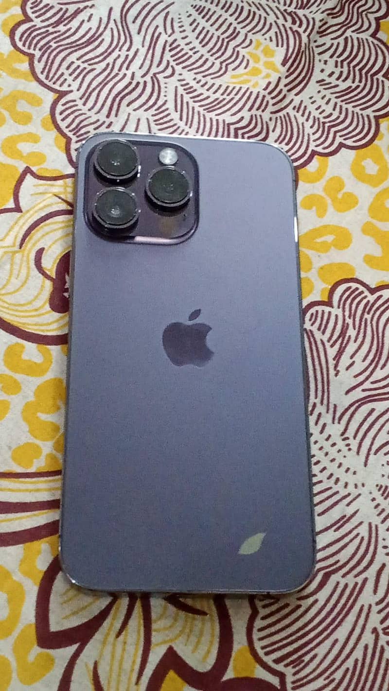Apple iPhone 14 Pro Max 3