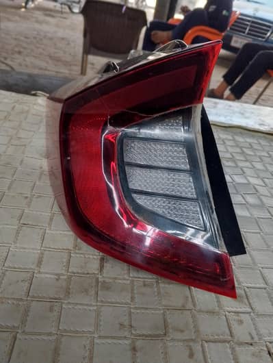 hyundai sonata BACK light left side