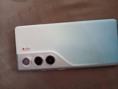 Tecno CAMON 40 Pro