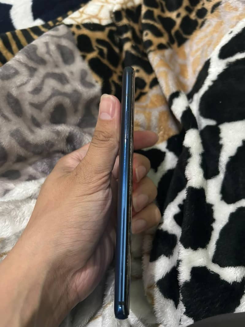 One Plus 7 Pro 3