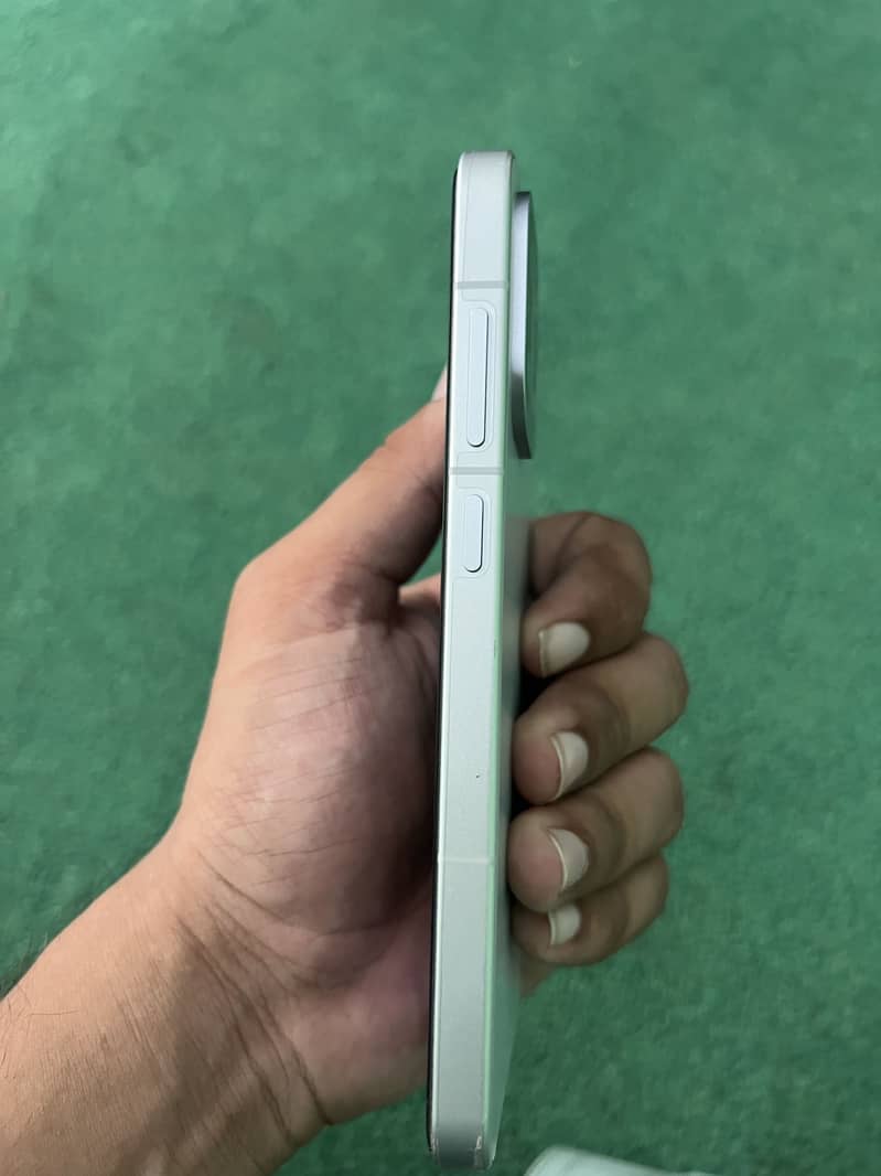 One Plus 13 4