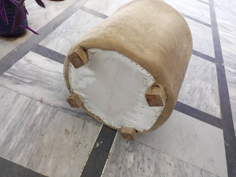 Dressing Stool For sell 2