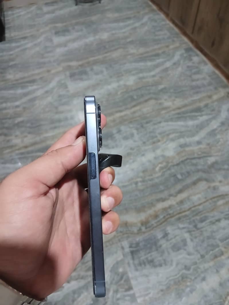 iphone 13 pro 2