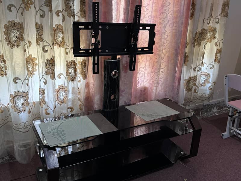 LED TV Stand 0