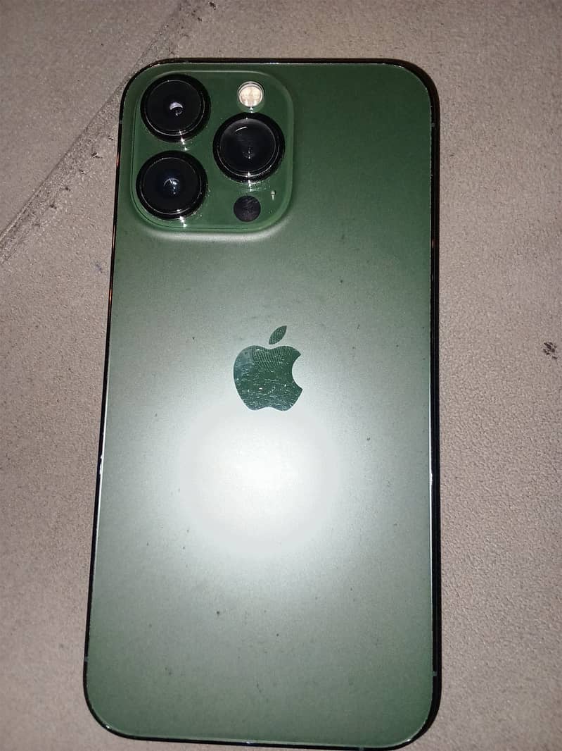 Apple iPhone 13 Pro 1