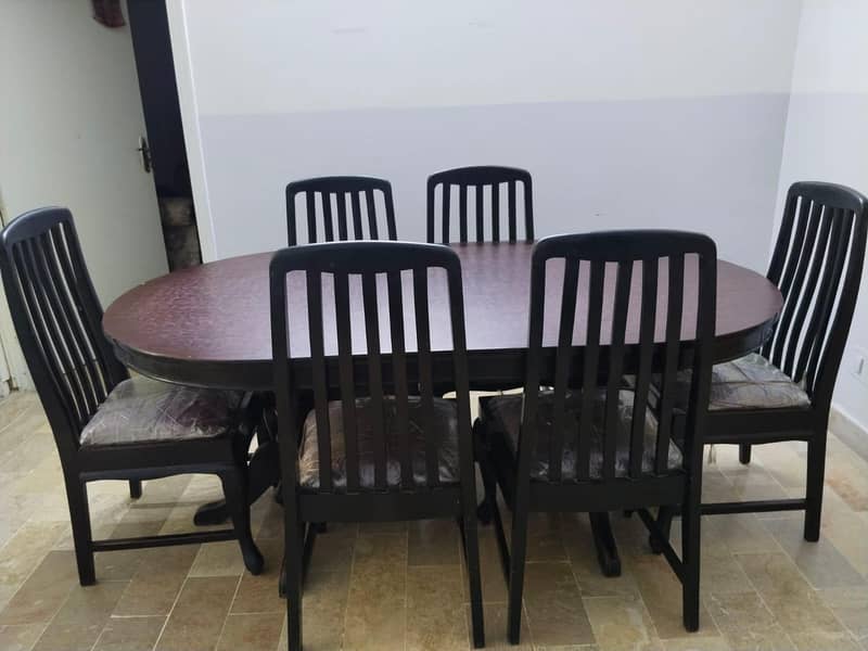 dining table with 6 chairs 4