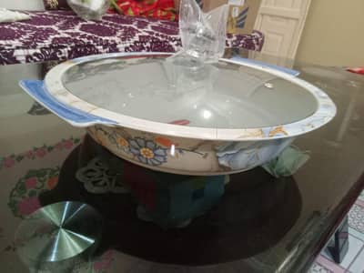 Durable Melamine Dinner Set Capacity: 8 Person Serving Set